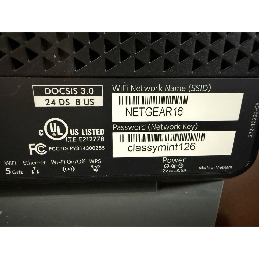 Netgear C7000 AC1900 WiFi DOCSIS 3.0 Cable Modem Router - Picture 4 of 6